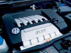 volkswagen-golf-r32-004-1280-1152-1024.jpg