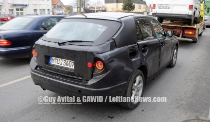 bmwx11_02.jpg