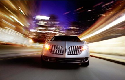 lincoln_mkt_my2010