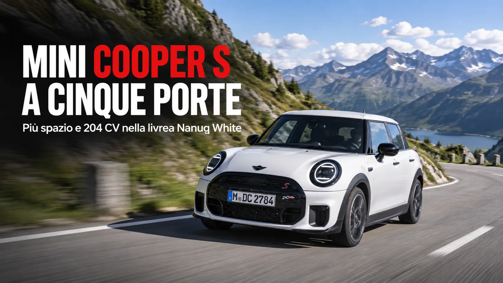 MINI Cooper S a cinque porte: più spazio e 204 CV nella livrea Nanuq White